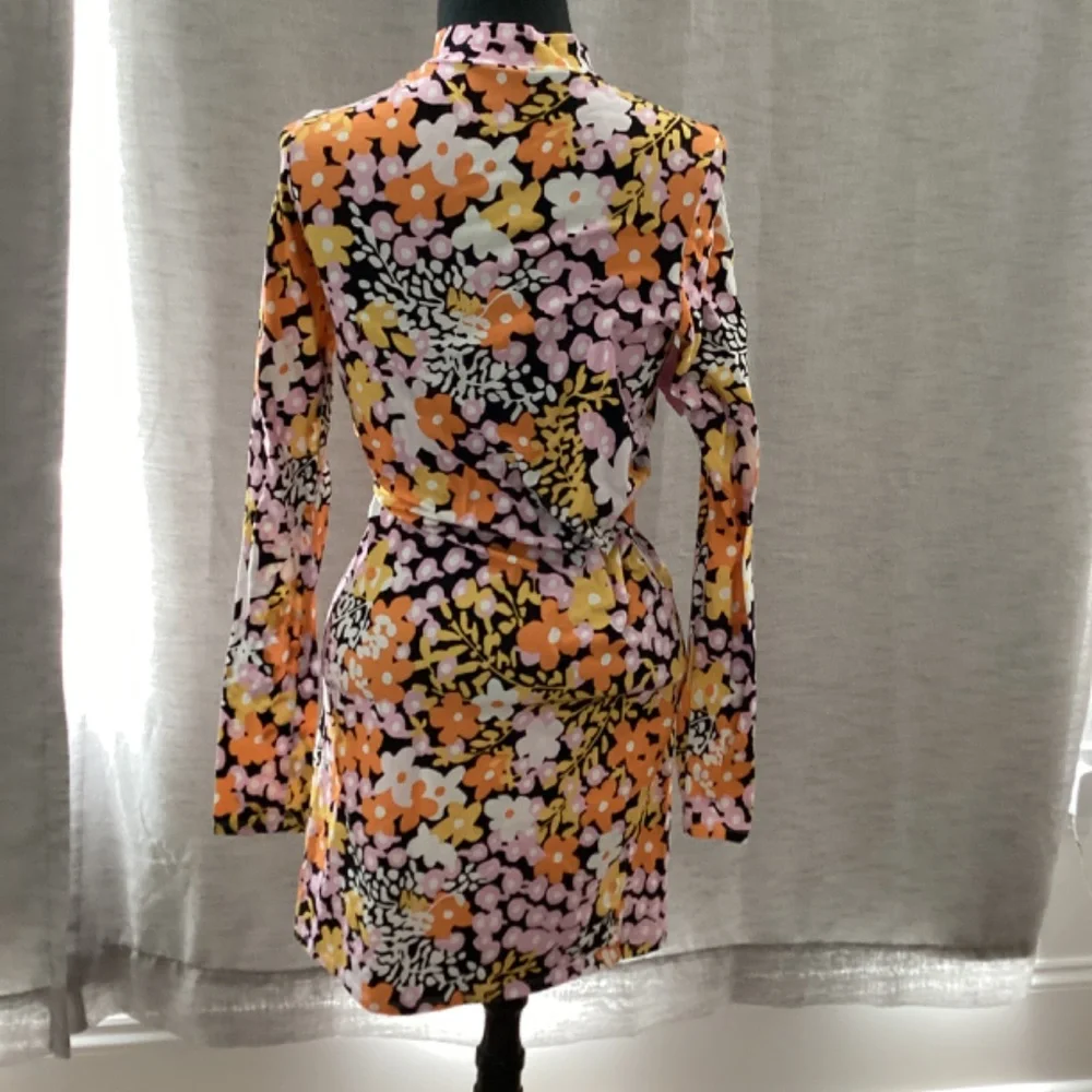 REDUCED NWOT TED BAKER FLORAL MINI DRESS LONG SLEEVE XS-S